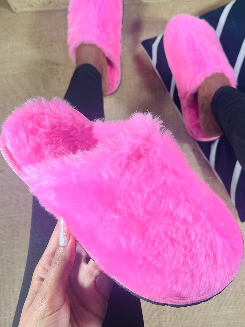 Pantufa de Pelúcia Unissex Inverno Chinelo Quarto Quentinho Antiderrapante